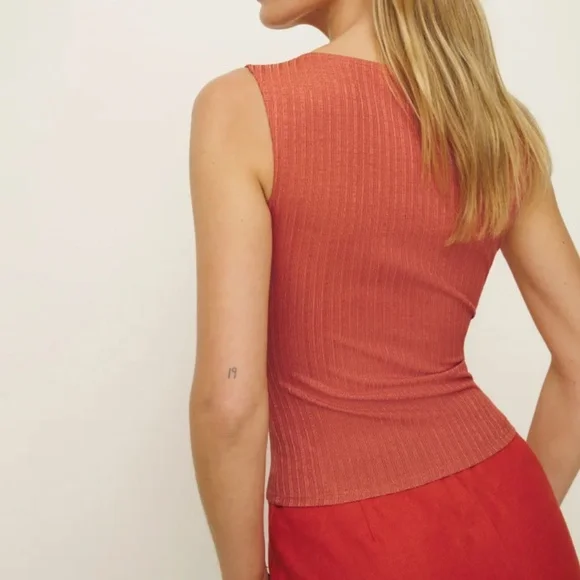 ✨ SALE✨ NEW Reformation Dusk Knit Top - Terracotta - Picture 3 of 6
